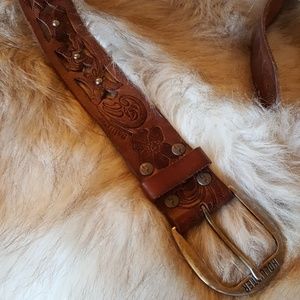 Brown leather Hollister belt